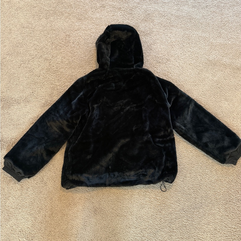 Lululemon Faux Fur Full-Zip Hoodie (M) - Picture 3 of 10